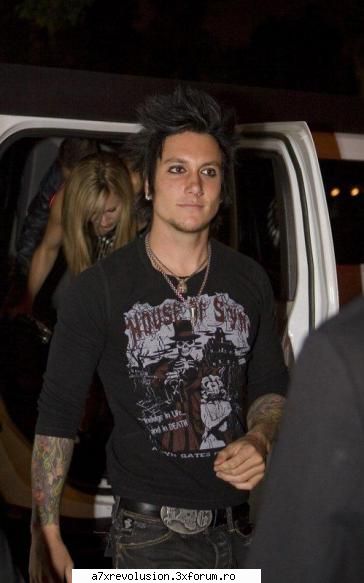 Synyster - ~Miss Predictable~^A7x^ - *o*Photos*o*
