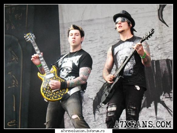 :nebun: synyster and zacky